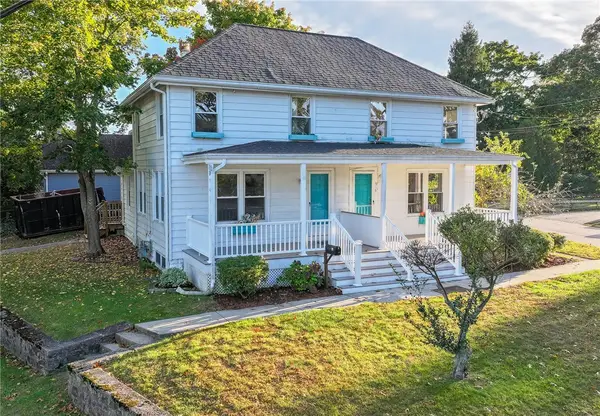 916 Bullocks Pt Avenue, East Providence, RI 02915