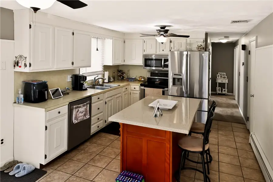 105 Curtis Street, Cranston, RI 02920 - #3