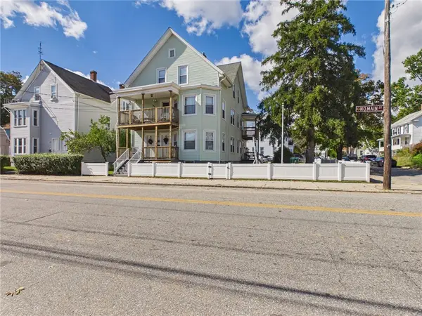 464 North Main Street, Woonsocket, RI 02895