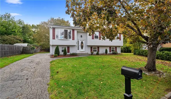 24 Hackman Place, Warwick, RI 02889