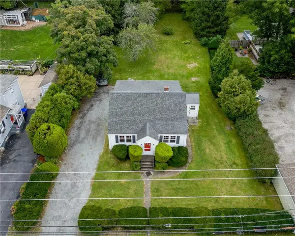 281 Market Street, Warren, RI 02885