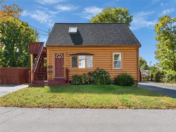 17 Padelford Avenue, East Providence, RI 02915
