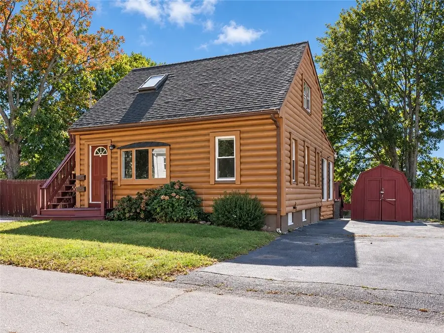 17 Padelford Avenue, Riverside, RI 02915 - #3