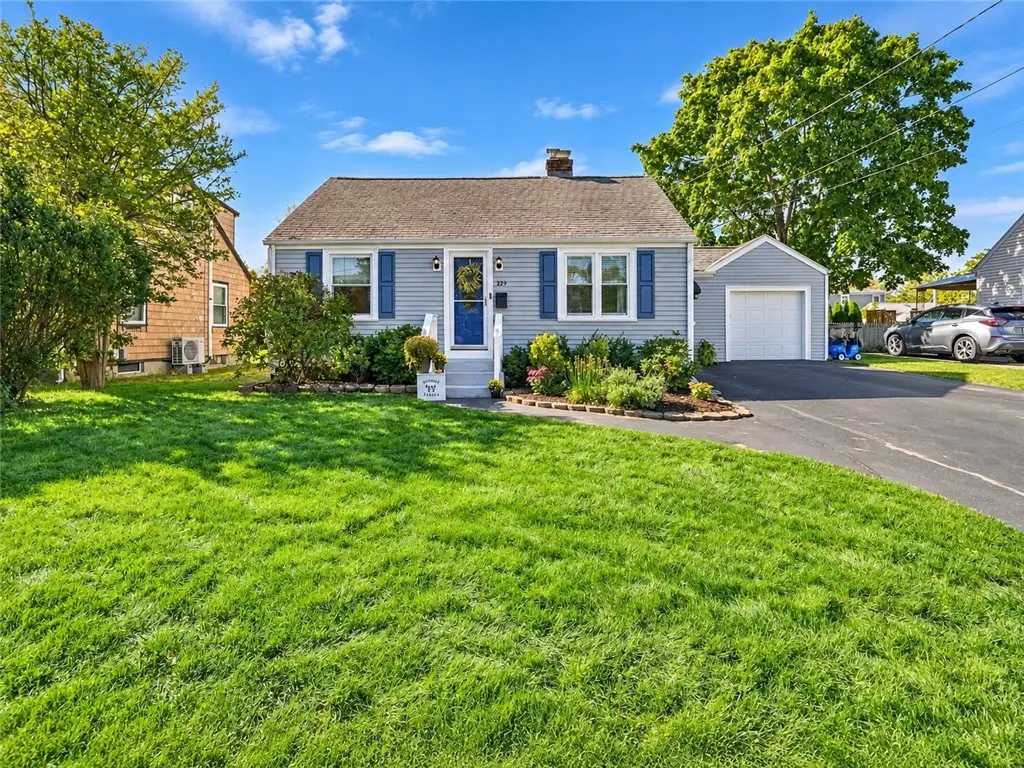 329 Maple Street, Warwick, RI 02888 - #1
