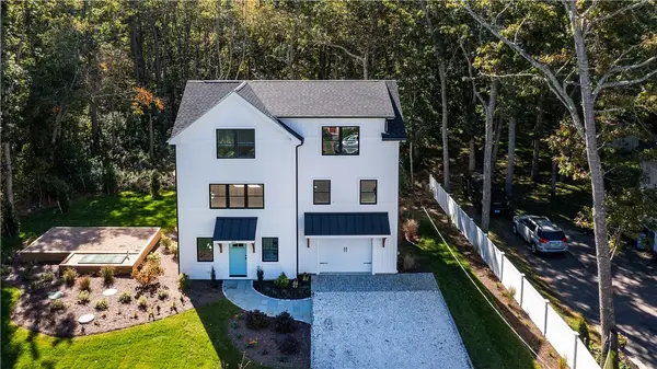 216 South Pier Road, Narragansett, RI 02882