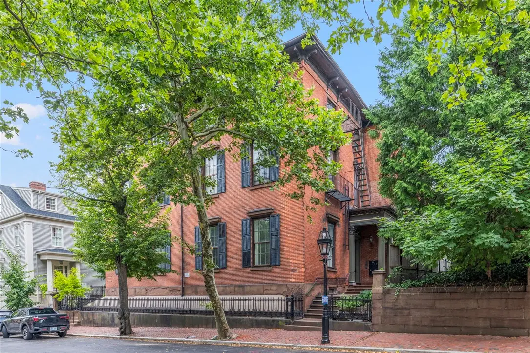 283 Benefit Street #E, Providence, RI 02903 - #1