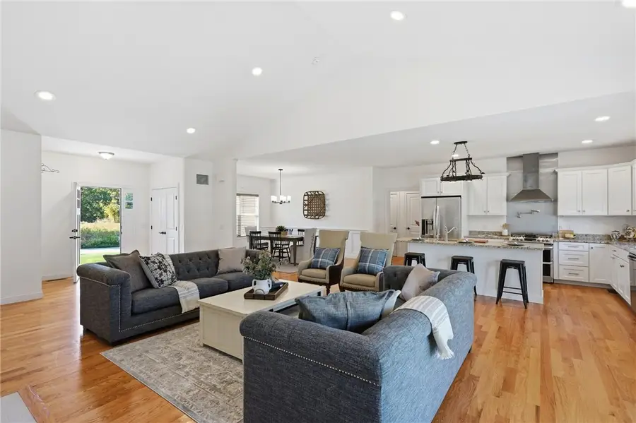 1291 Central Avenue, Johnston, RI 02919 - #2