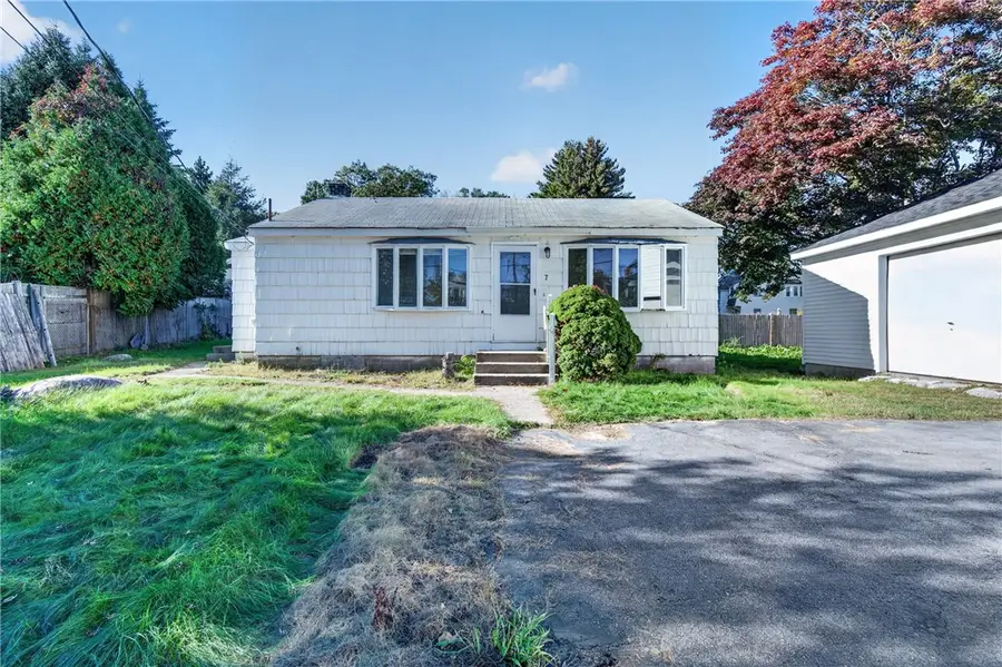 7 Belvedere Street, Johnston, RI 02919 - #3
