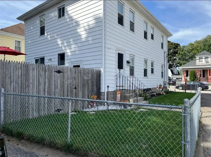 65 Darlingdale Avenue, Pawtucket, RI 02961 - #2