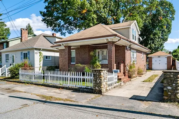 58 Halleck Avenue, East Providence, RI 02915
