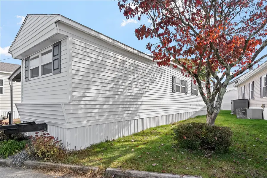 242 Manton Street, Pawtucket, RI 02861 - #2