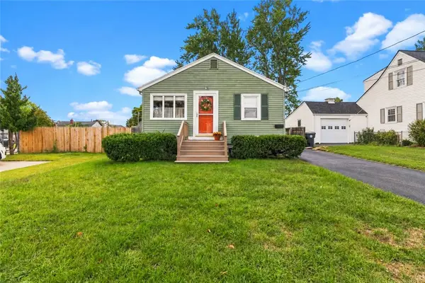 54 Royland Road, Warwick, RI 02889