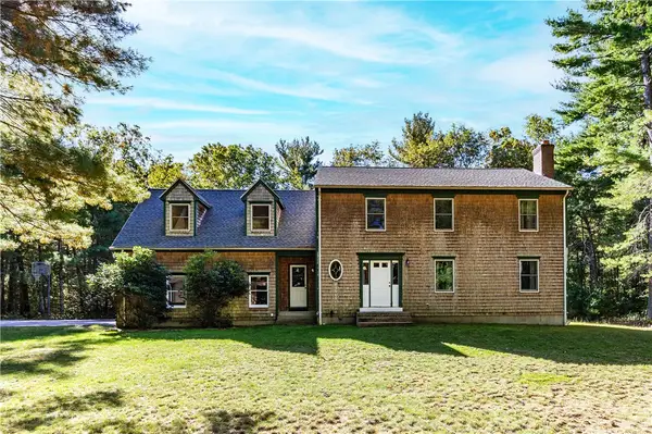 274 Weaver Hill Road, West Greenwich, RI 02817