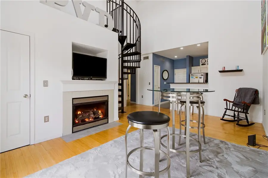 1000 Providence Place #424, Providence, RI 02903 - #3
