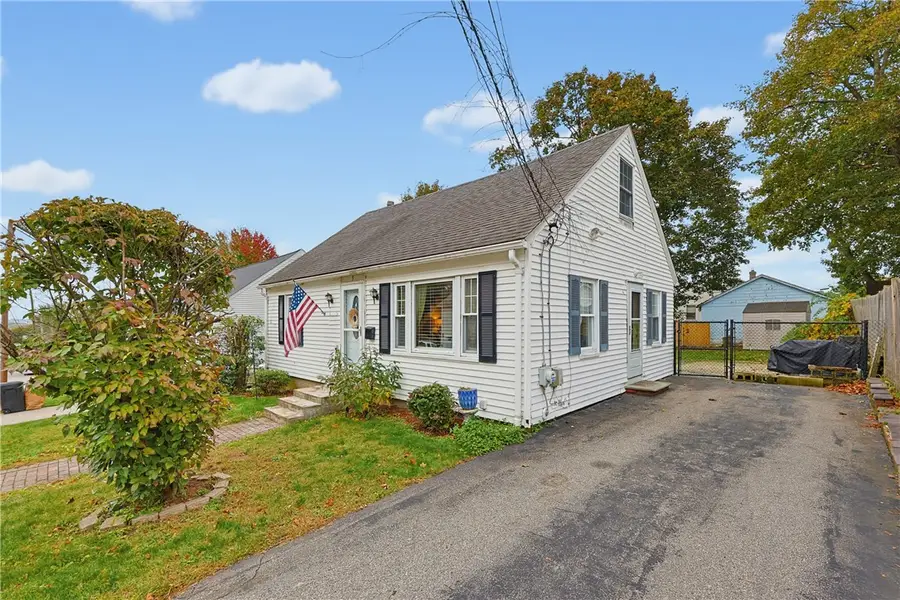 5 Edwards Road, Johnston, RI 02919 - #3