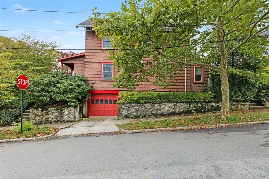 366 Morris Avenue, Providence, RI 02906 - #3