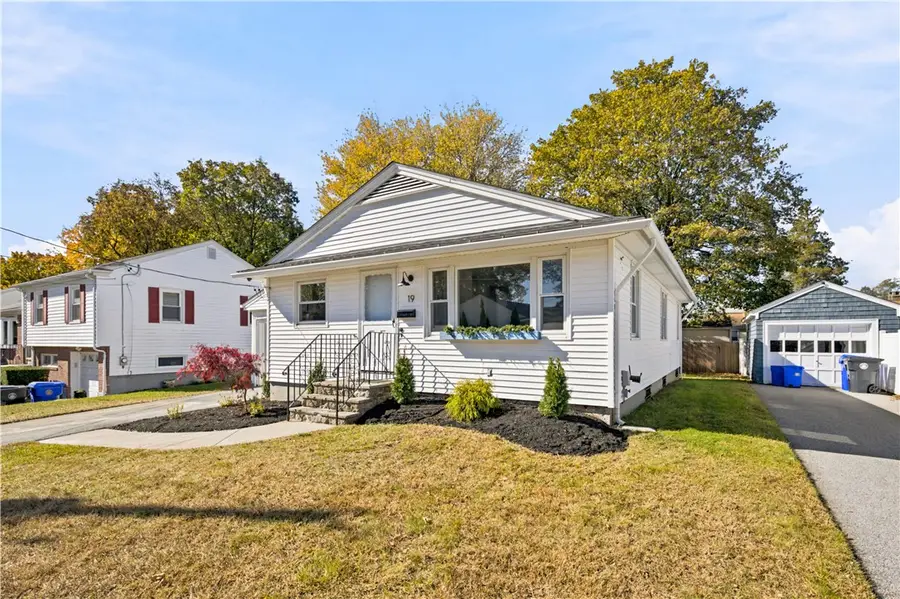 19 Cherry Street, North Providence, RI 02911 - #3