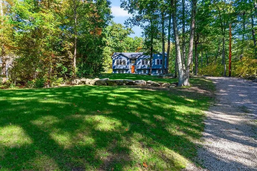427 Log Road, Smithfield, RI 02917 - #2