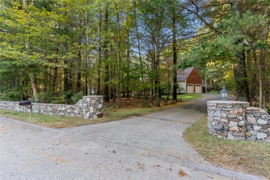 8 Twilight Trail, Richmond, RI 02892 - #2