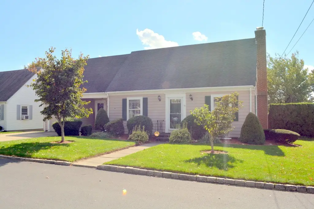 103 Greenwich Avenue, East Providence, RI 02914 - #1