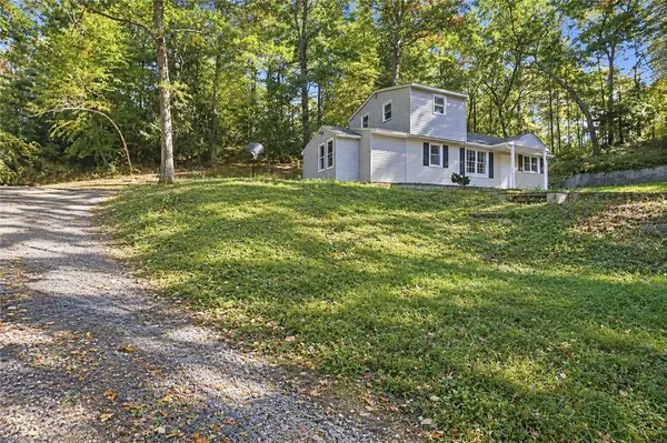 15 Pawtucket Avenue, Glocester, RI 02814