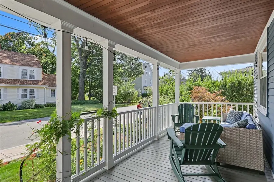 38 Horsford Avenue, Rumford, RI 02916 - #3