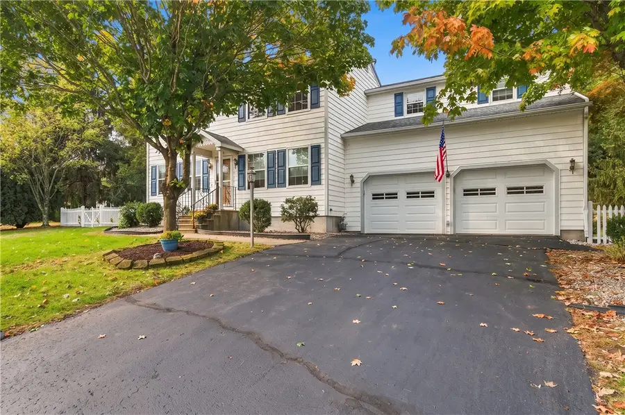 18 Pineridge Drive, Smithfield, RI 02917 - #3