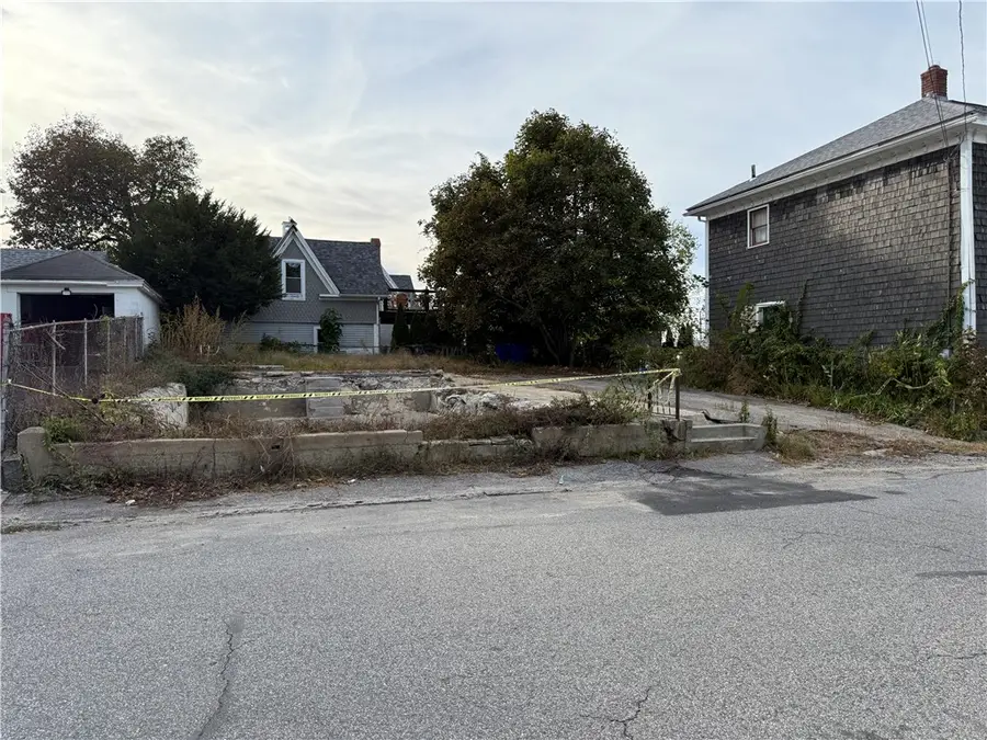 33 Epworth Avenue, West Warwick, RI 02893 - #2