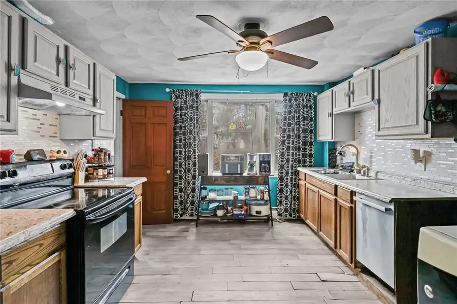 5 Elm Street, Coventry, RI 02816 - #3