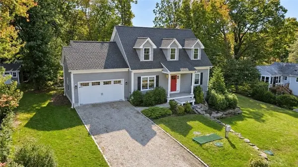 17 Ferry Street, Jamestown, RI 02835