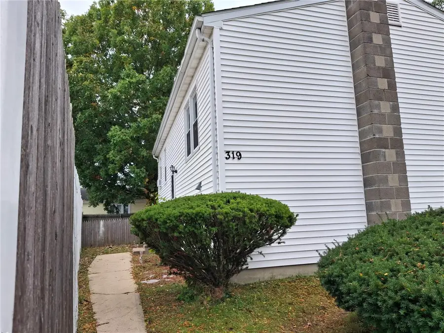 319 Grosveenor Avenue, East Providence, RI 02914 - #2