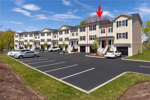 3800 Post Road #9, Warwick, RI 02886