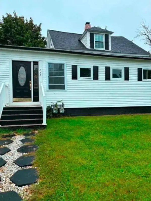 226 Marshall Avenue, Cumberland, RI 02864