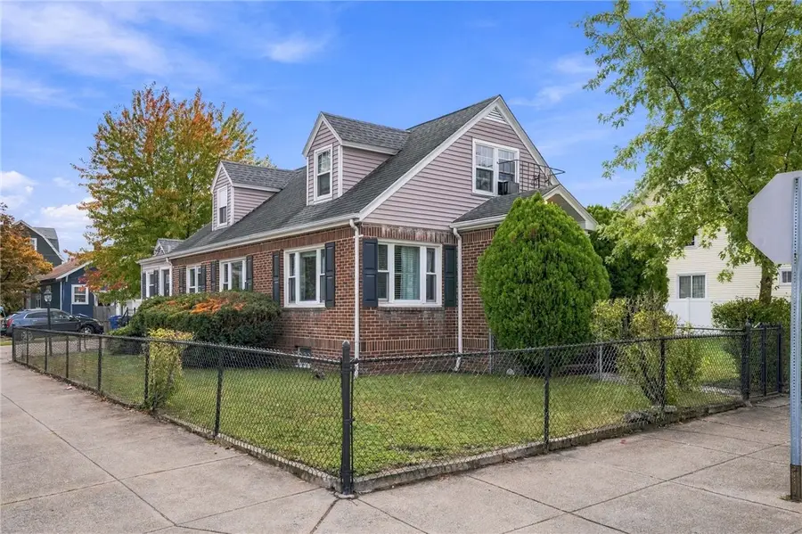 69 Bellevue Avenue, Pawtucket, RI 02861 - #3