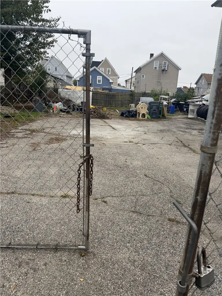 16 Ninigret Avenue S, Providence, RI 02907 - #2