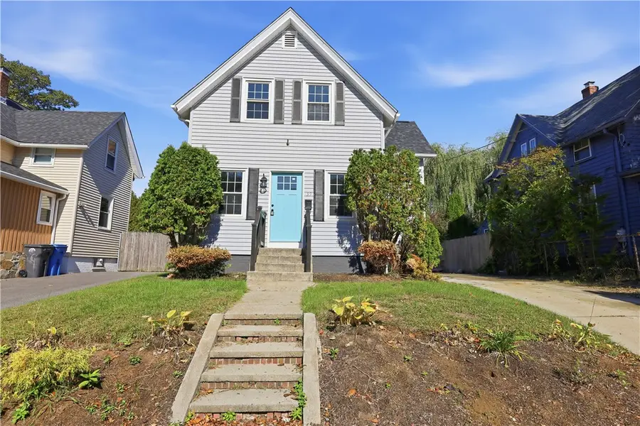 39 Marion Avenue, Cranston, RI 02905 - #3