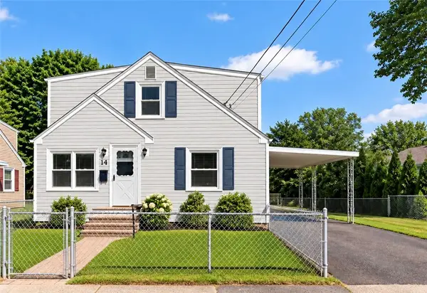 28 Hazard Street, Pawtucket, RI 02860