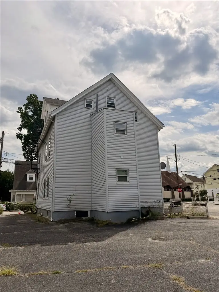 77 Henry Street, Central Falls, RI 02863 - #3