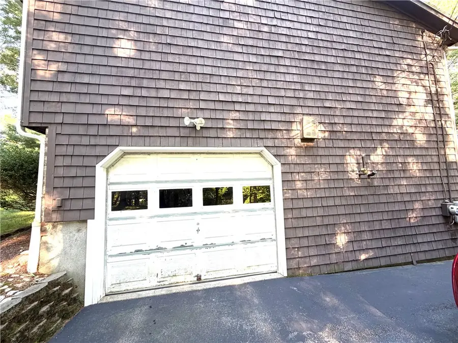 162 Lake Drive, West Greenwich, RI 02817 - #3
