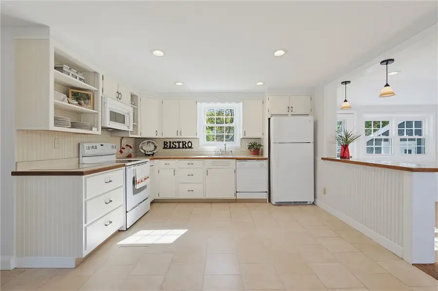 150 Betsey Williams Drive, Warwick, RI 02889 - #3