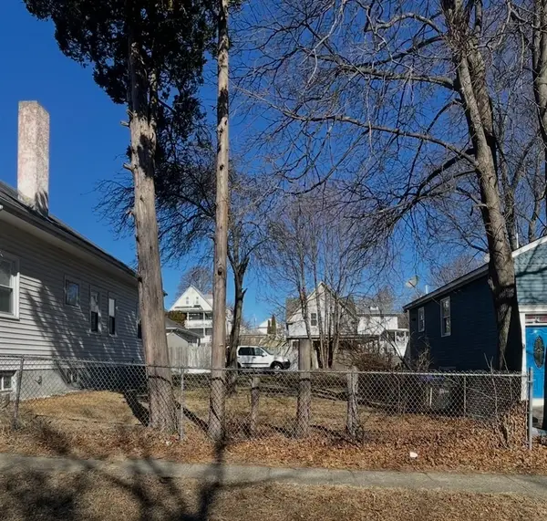 81 Indian Avenue, Providence, RI 02905