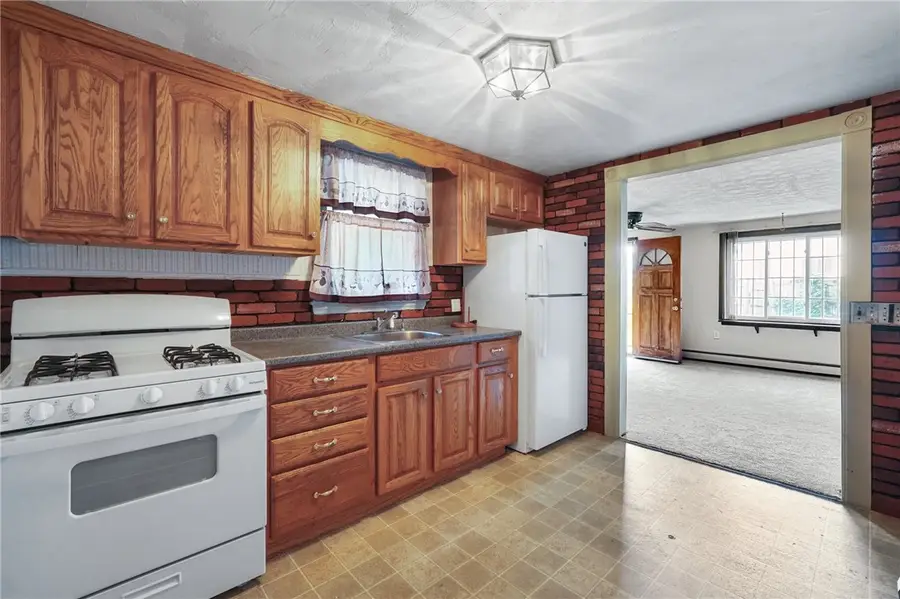 108 Falcon Avenue, Warwick, RI 02888 - #3