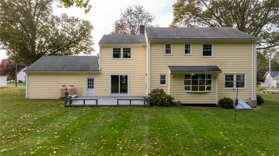 4 Emerald Street, Westerly, RI 02891 - #3