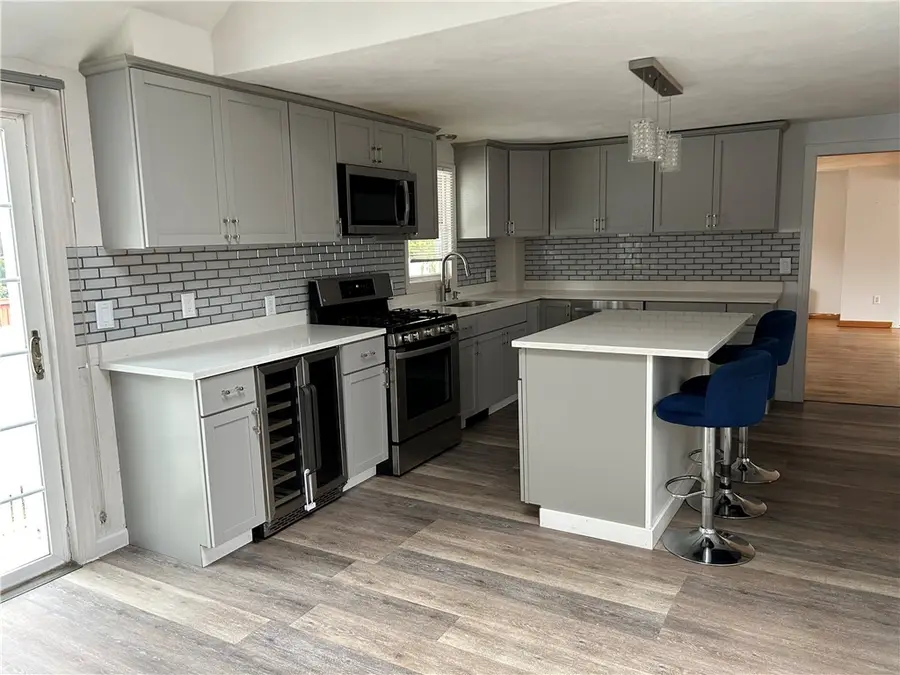 239 Summer Street, Cranston, RI 02910 - #2
