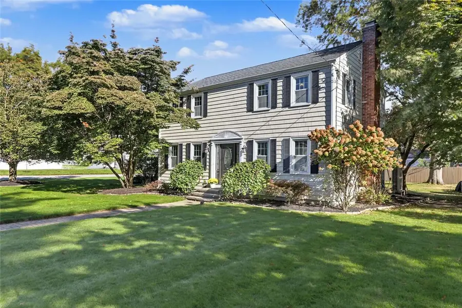 6 Fireside Drive, Barrington, RI 02806 - #3