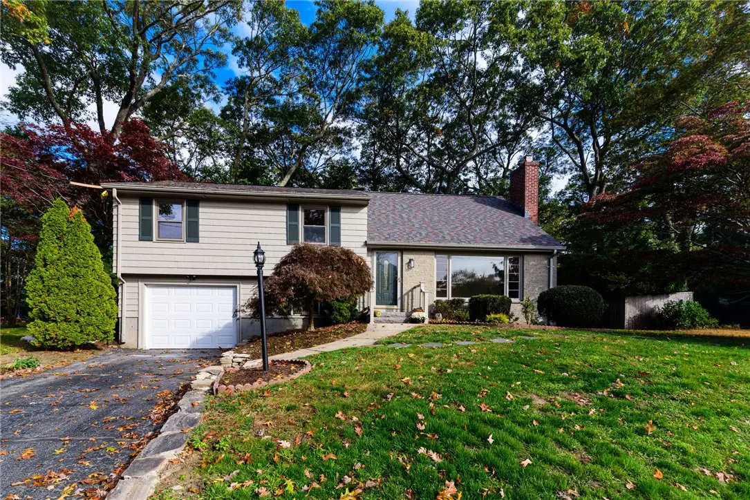 40 Fairfield Drive, North Kingstown, RI 02852 - #1