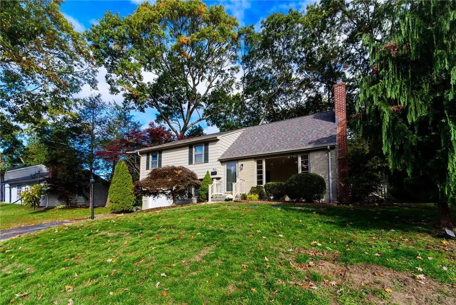 40 Fairfield Drive, North Kingstown, RI 02852 - #2