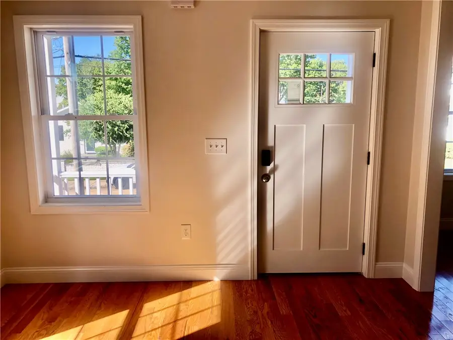 27 Hoppin Avenue, Riverside, RI 02915 - #2