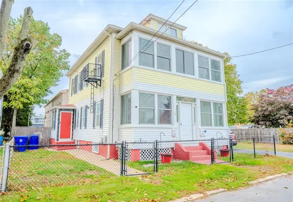 42 Garfield Street, North Providence, RI 02904
