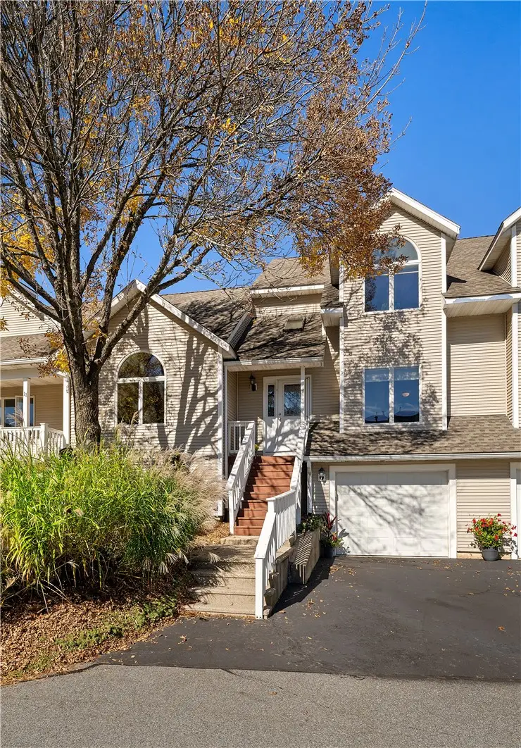 9 Canary Court, West Warwick, RI 02893 - #2